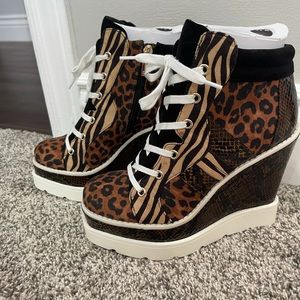 Jessica Simpson Maelyn Wedge Boot